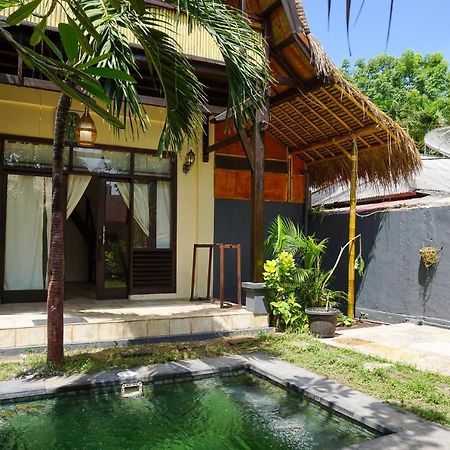 Puri Hondje Hotell Gili Trawangan Exteriör bild